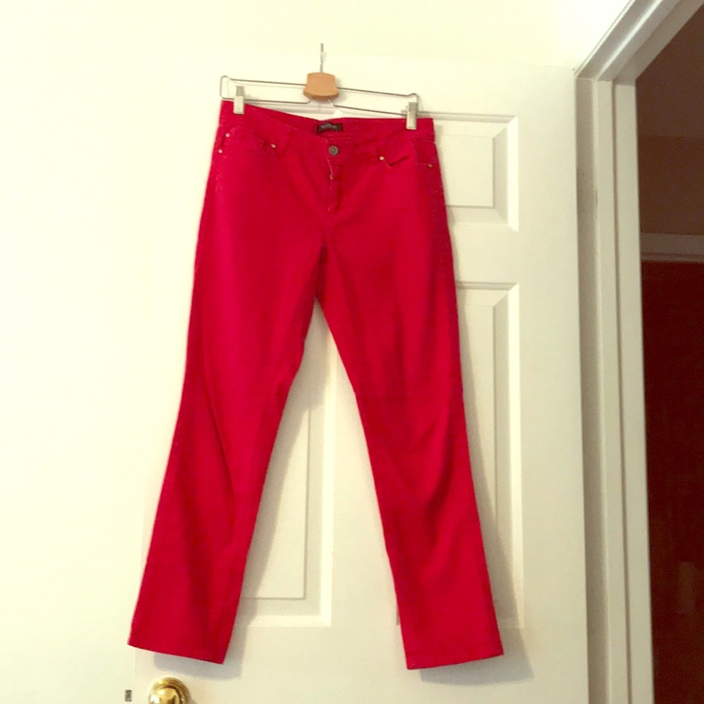Deep Red ankle cut jeans